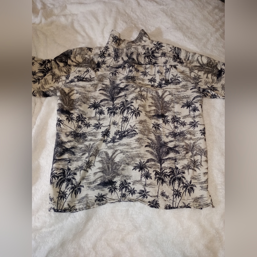 Mens button down - Picture 3 of 5